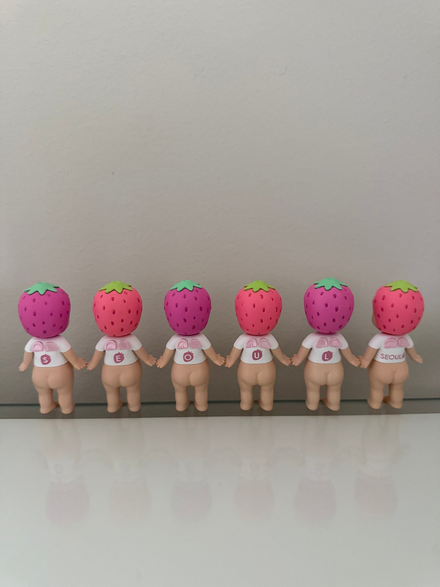 Strawberry Seoul Sonny Angel Series
