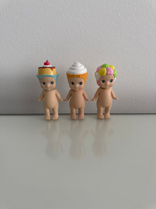 Bundle of Pudding, Ice Cream and Jellybean
