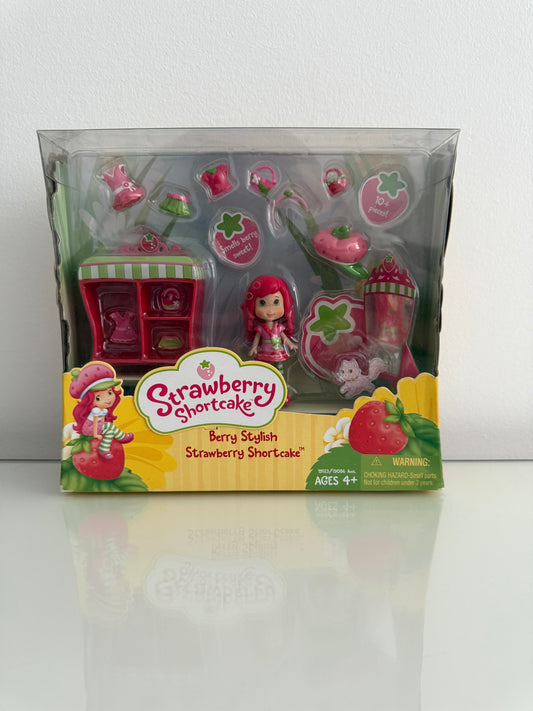 Strawberry Shortcake Berry Stylish Doll